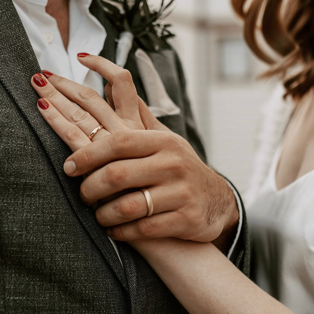Eheringe aus Altgold: Das müsst ihr wissen