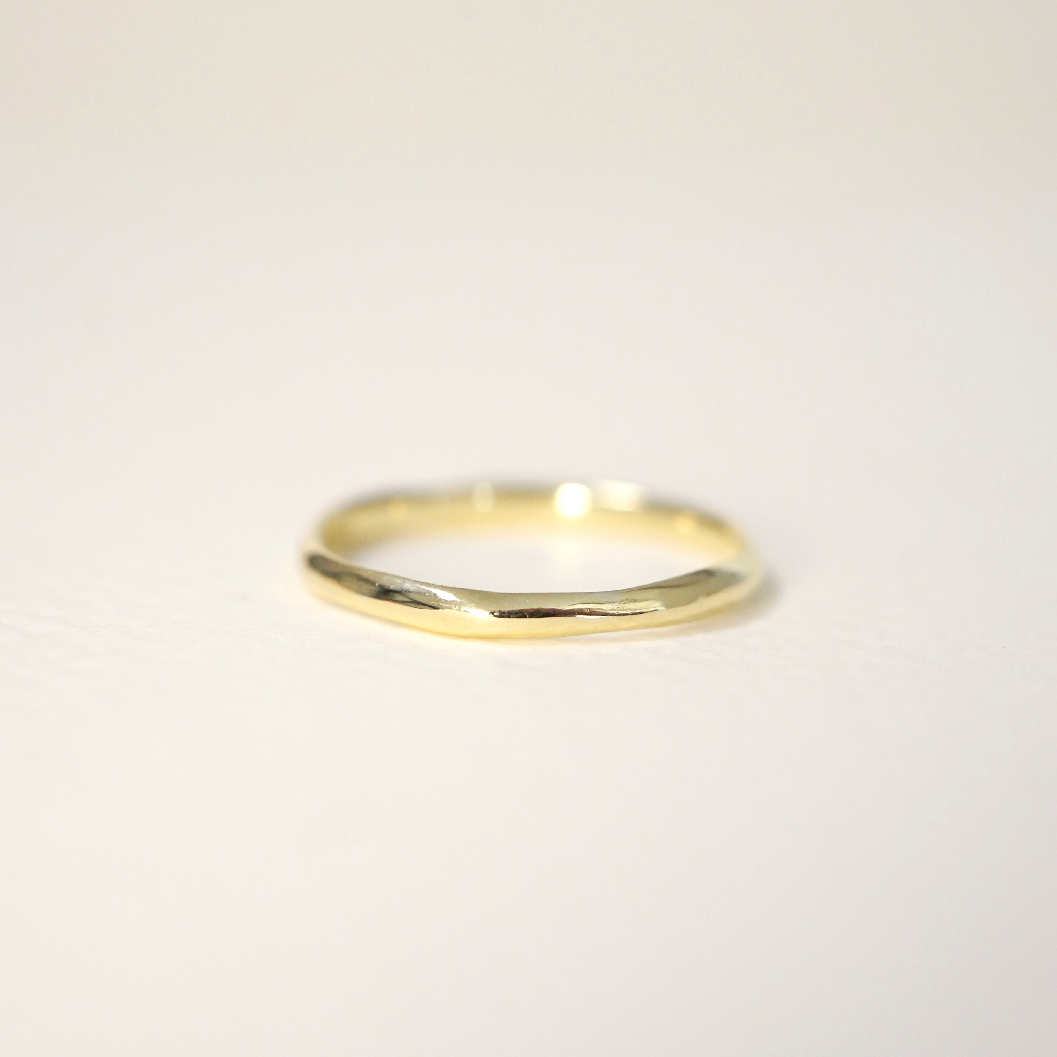 Curvy Ring