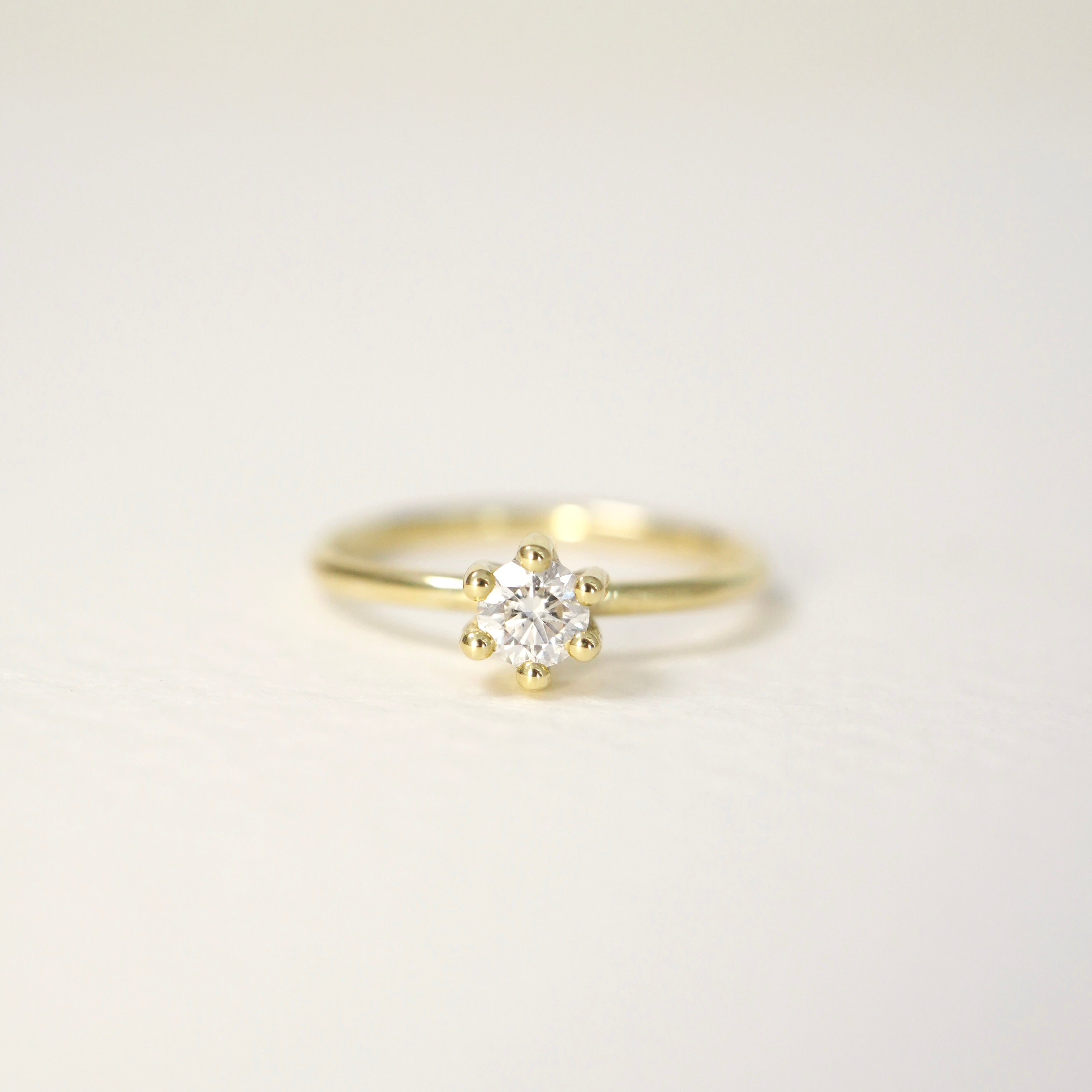Prag | Ring | 585 Gelbgold, Diamant